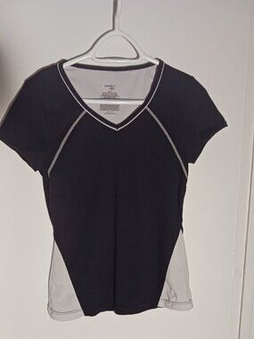 Danskin Now Womans Medium Active Sports Workout Exercise Top Black and White